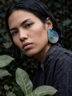 « Symbiose» – Boucles d'oreilles Irisées Graphiques